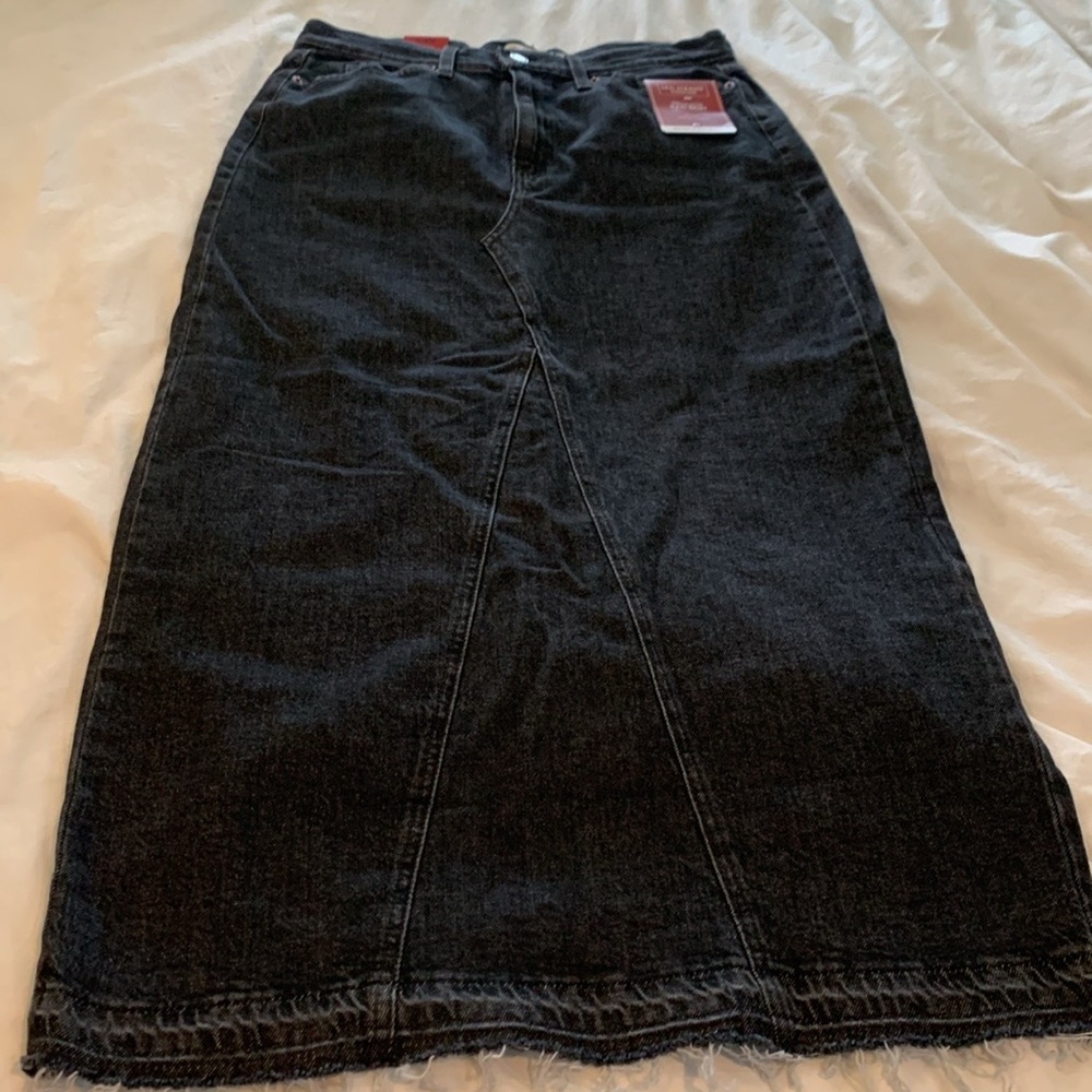Levi's Black Maxi Pencil Skirt